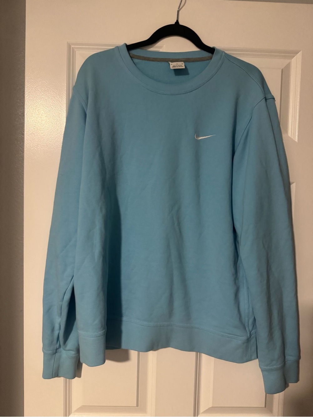 Nike Women’s Light Blue Crewneck Sweatshirt